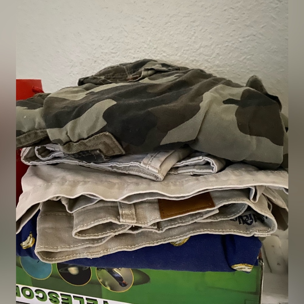 5 pair of mens Cargo/walking Shorts